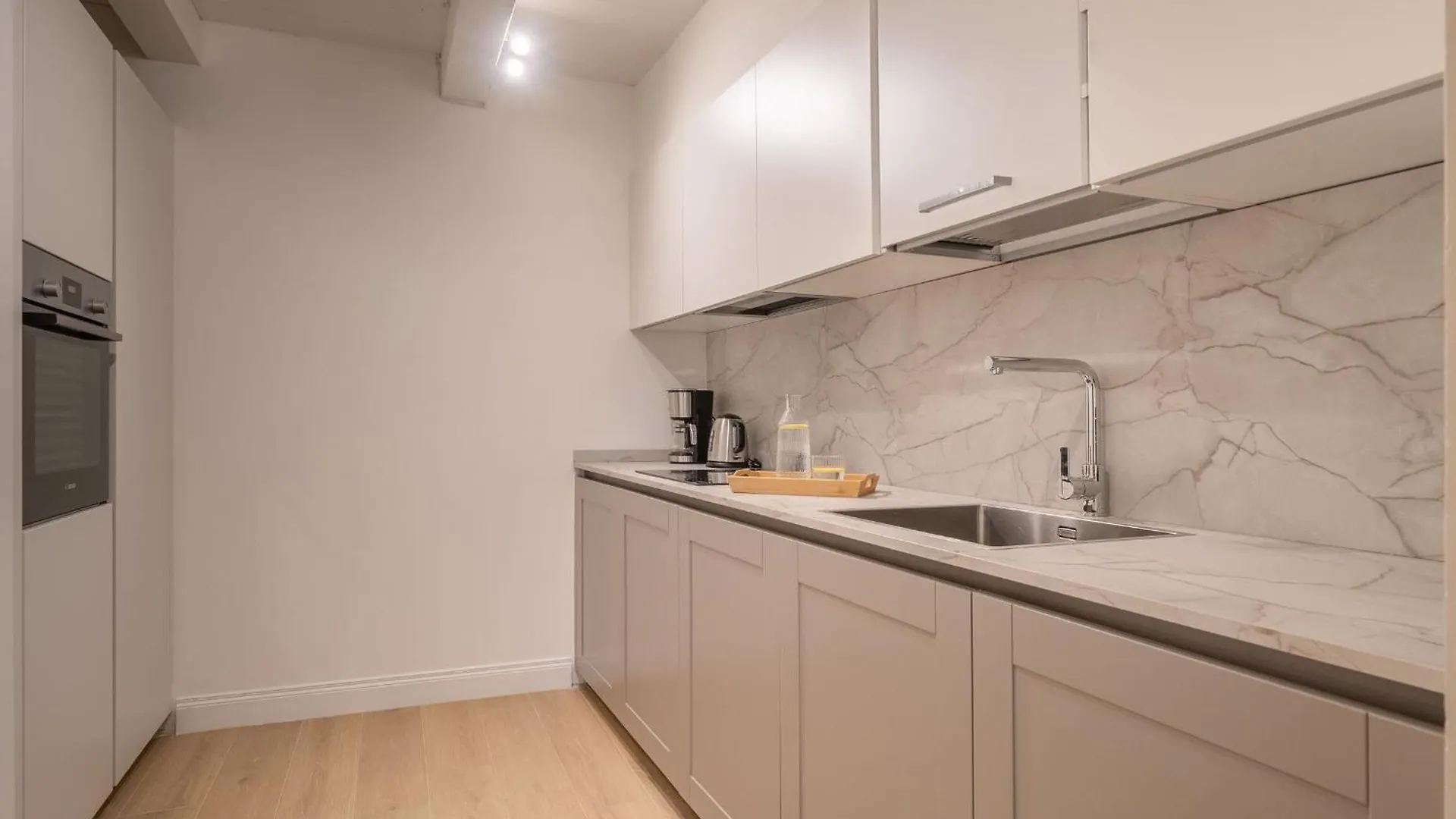 Deservi Charming Apt Michelangelo Florencja Apartament